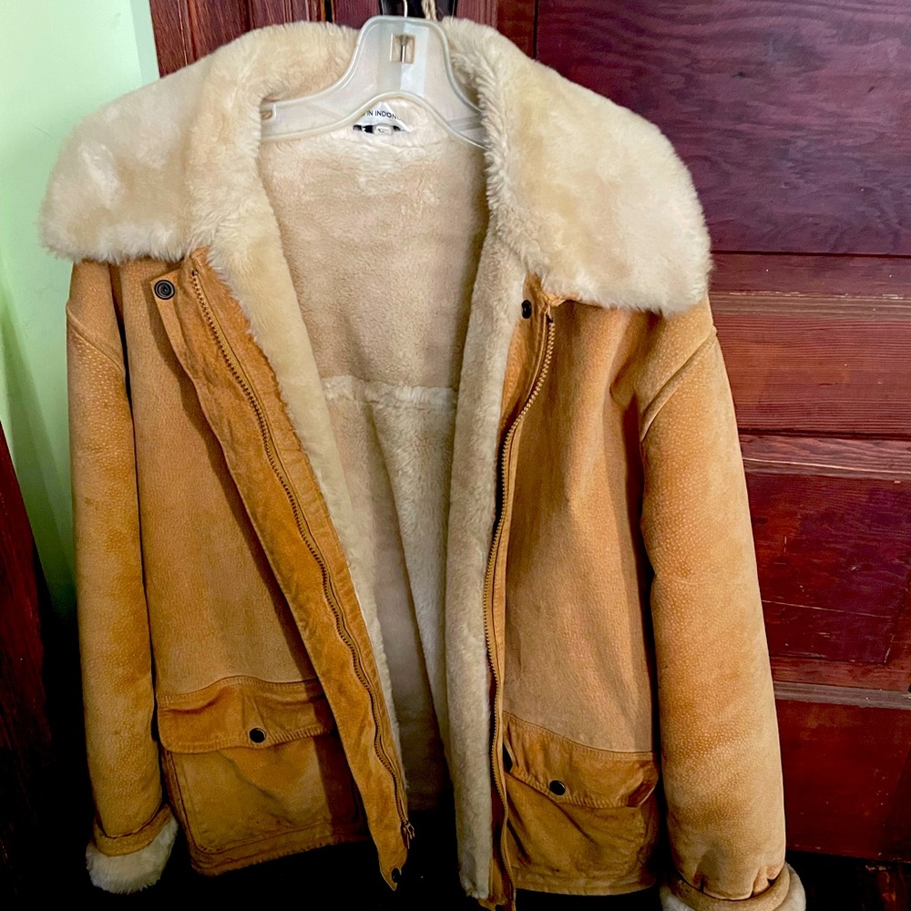Women’s leather bomber jacket